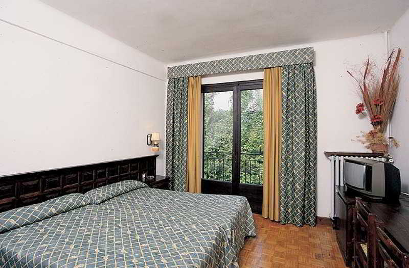 Els Cacadors De Macanet Maçanet de Cabrenys Zimmer foto
